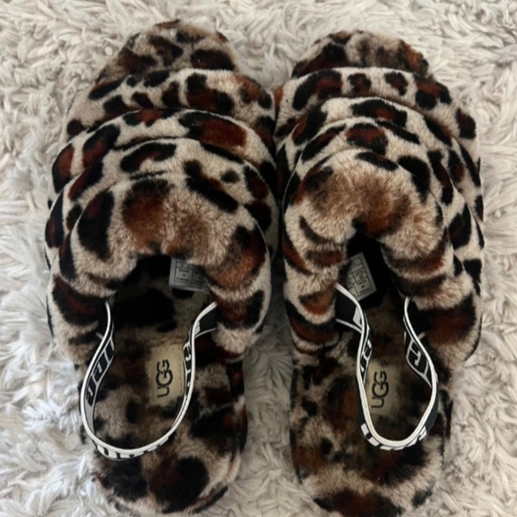 UGG Leopard Print Fuzzy Slippers - Picture 9 of 10